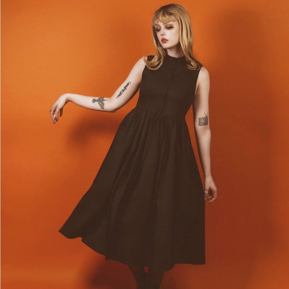 Lively Ghosts Solitary Shadow Sleeveless Dress